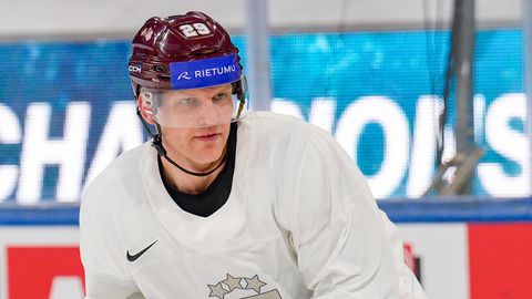 VIDEO ⟩ Freibergs paziņo par karjeras noslēgumu Latvijas hokeja izlasē