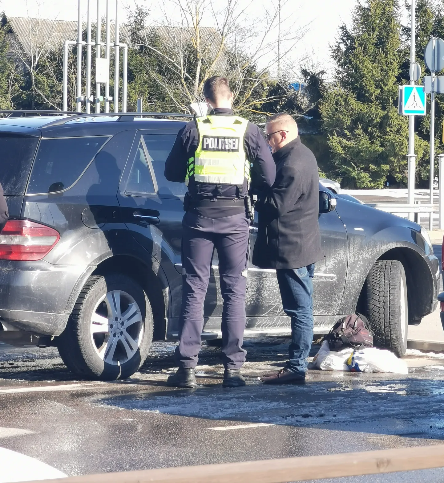 Sulo Tintse pandi politsei poolt puhuma.