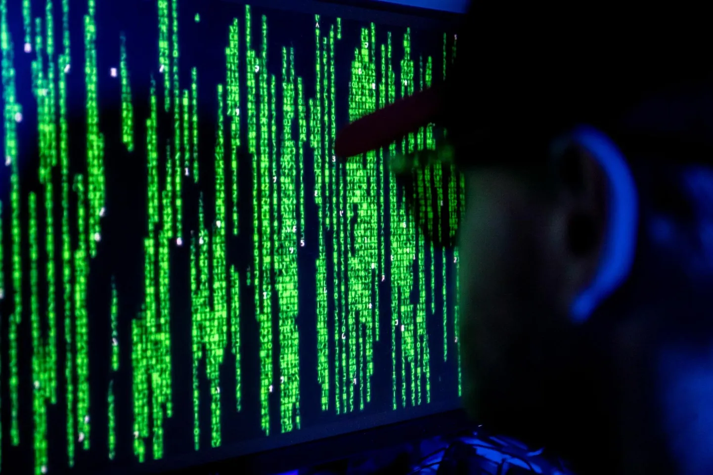 EU sanctions three members of Russia’s GRU who committed cyberattacks against Estonia.