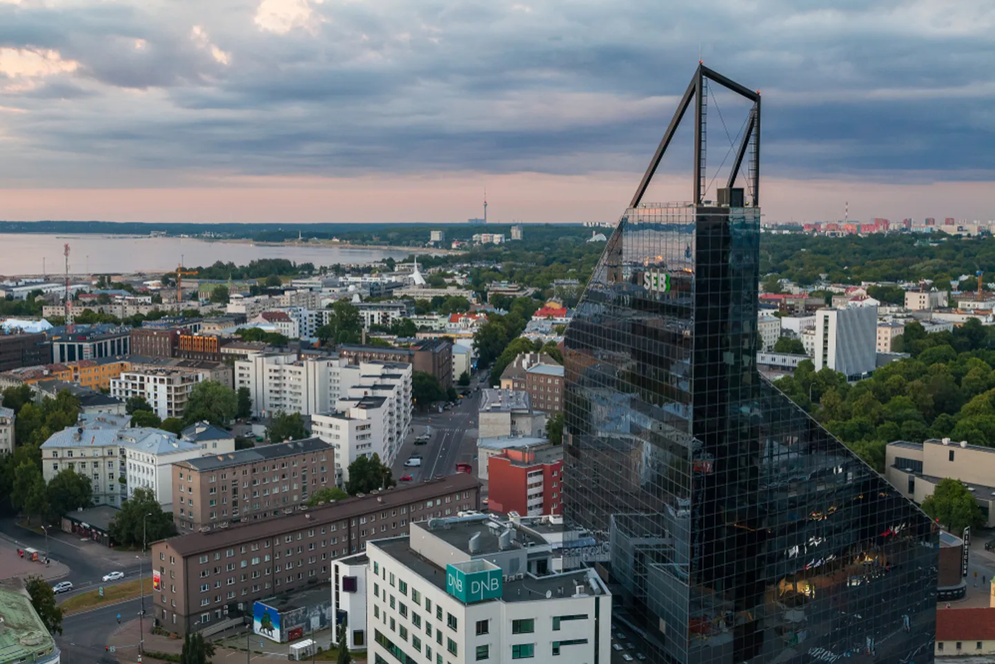Turul on uusarenduste defitsiit.