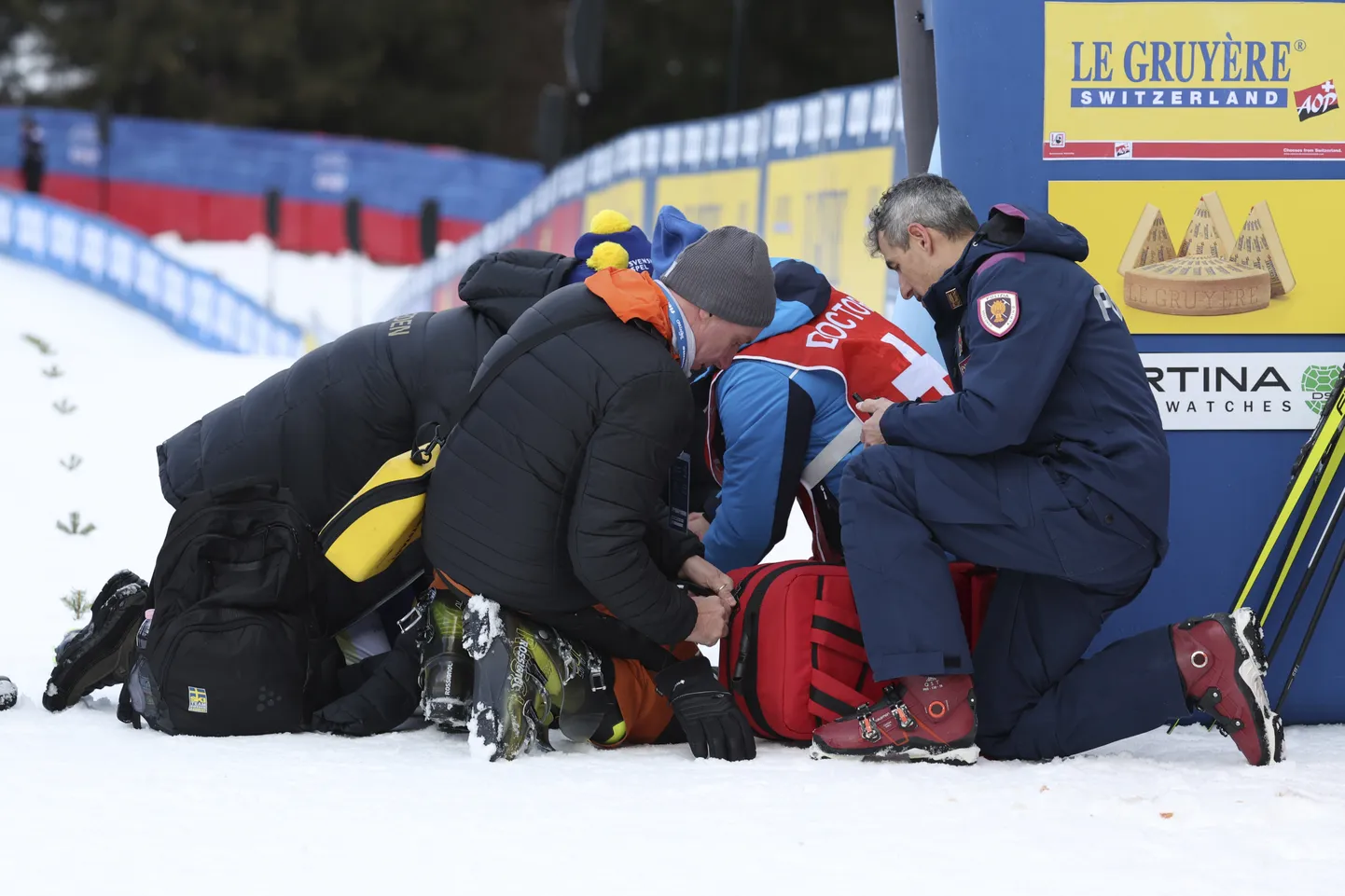 Лыжнице Фриде Карлссон потребовалась медицинская помощь после финиша гонки "Тур де Ски".