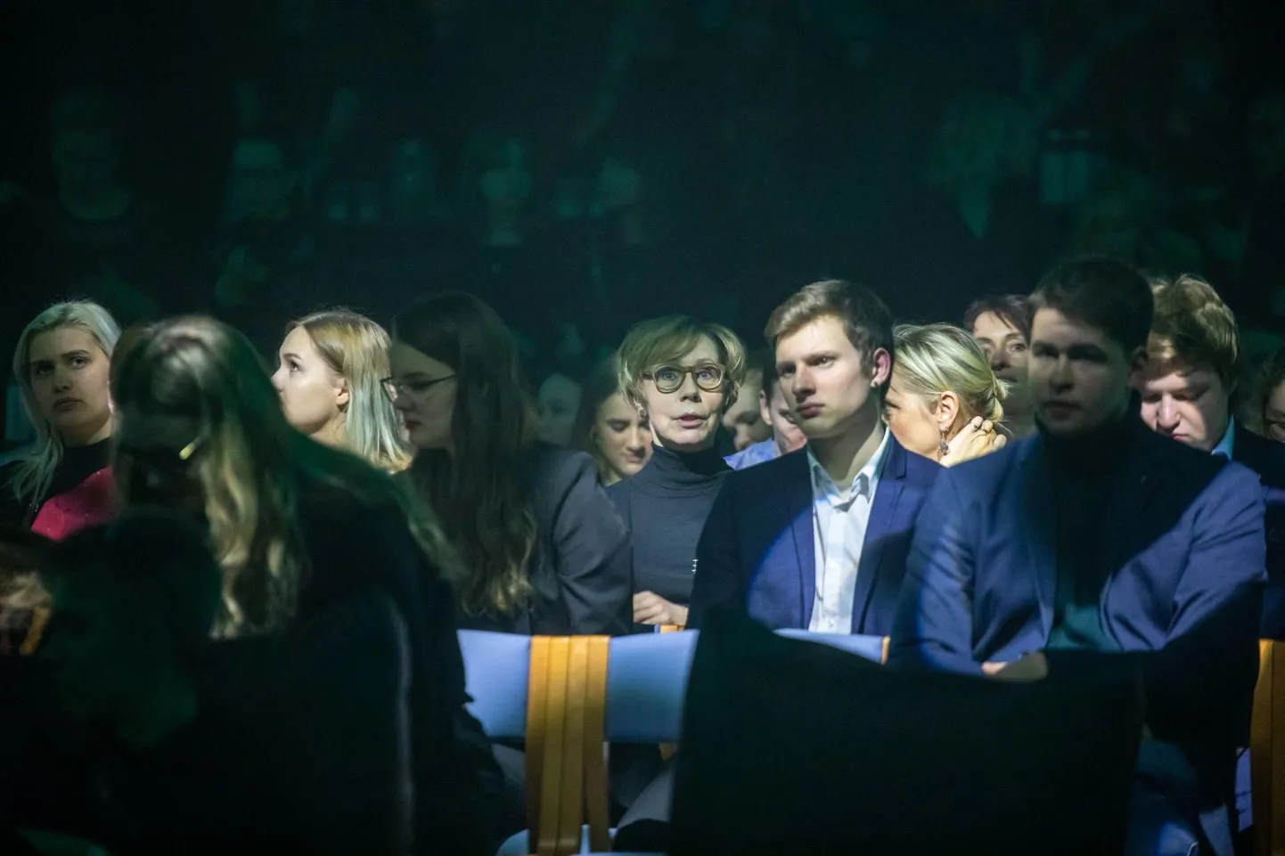 Rakvere gümnaasiumi filmifestival 2020: finaaliõhtul vaadati ennastunustavalt linateoseid, kuulutati välja parimad filmid ja nende autorid. Nii juhtub ka seekord, aga väiksemas seltskonnas.
