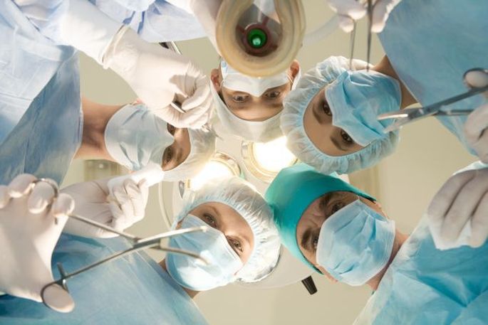 Демонстрация операций витреоретинальной хирургии с использованием технологии 3D