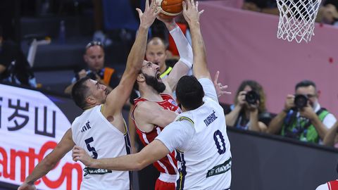 Bosnija un Hercegovina tiek galā ar Gruziju: Spānijai jāuzveic Grieķija, lai izvairītos no fiasko