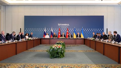 Šonedēļ Stambulā gaidāma Ukrainas un Krievijas sarunu trešā kārta