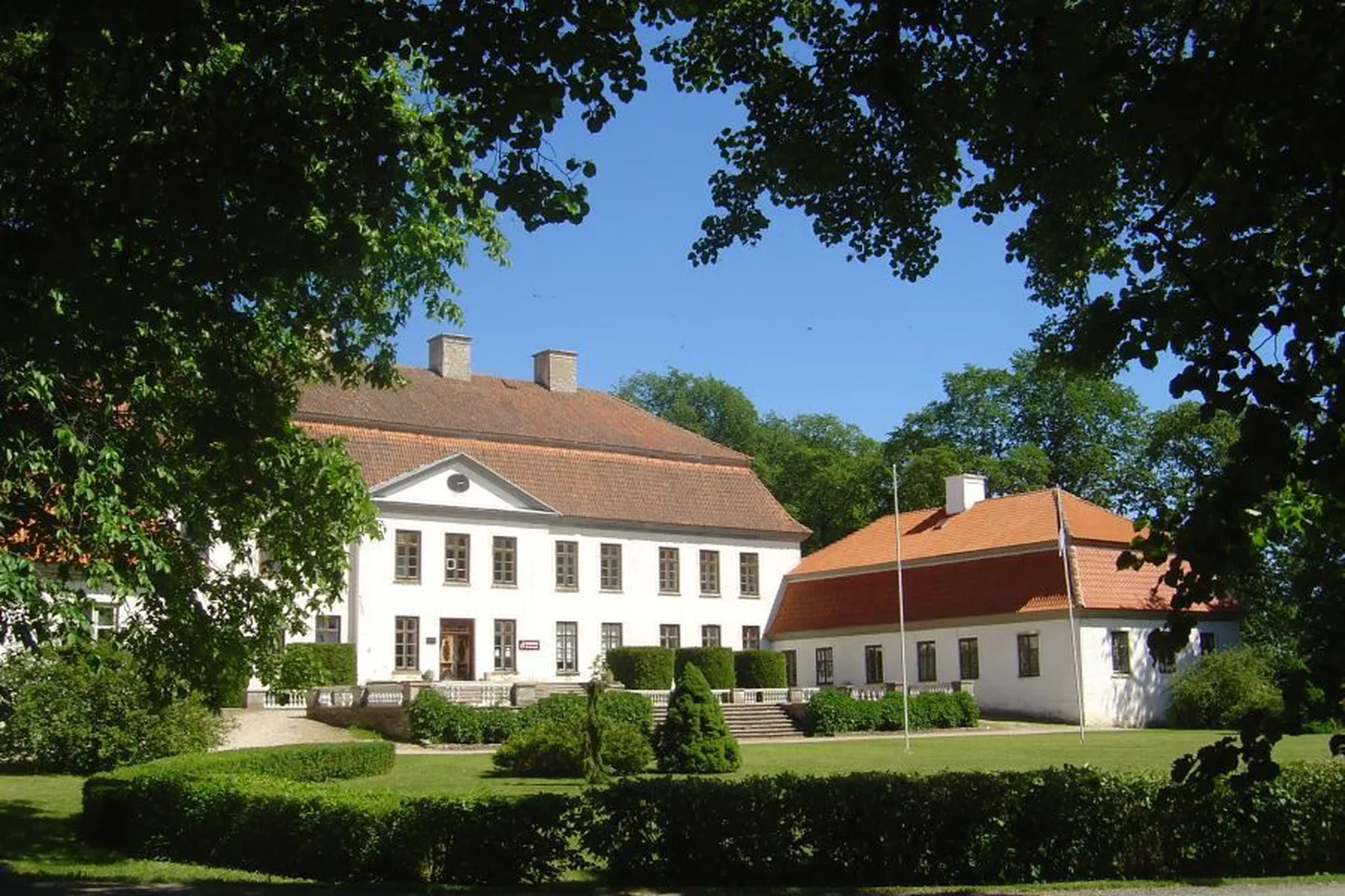 Hiiumaa ametikool