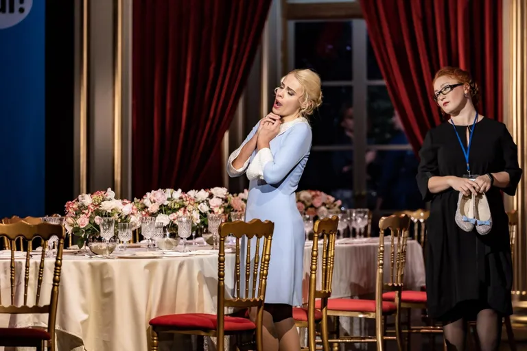 Sopran Kristel Pärtna tööd nimitegelastena Charles Gounod’ ooperi «Romeo ja Julia» hinnati muusikaauhinna nominatsiooni vääriliseks. Fotol koos Aule Urbiga.