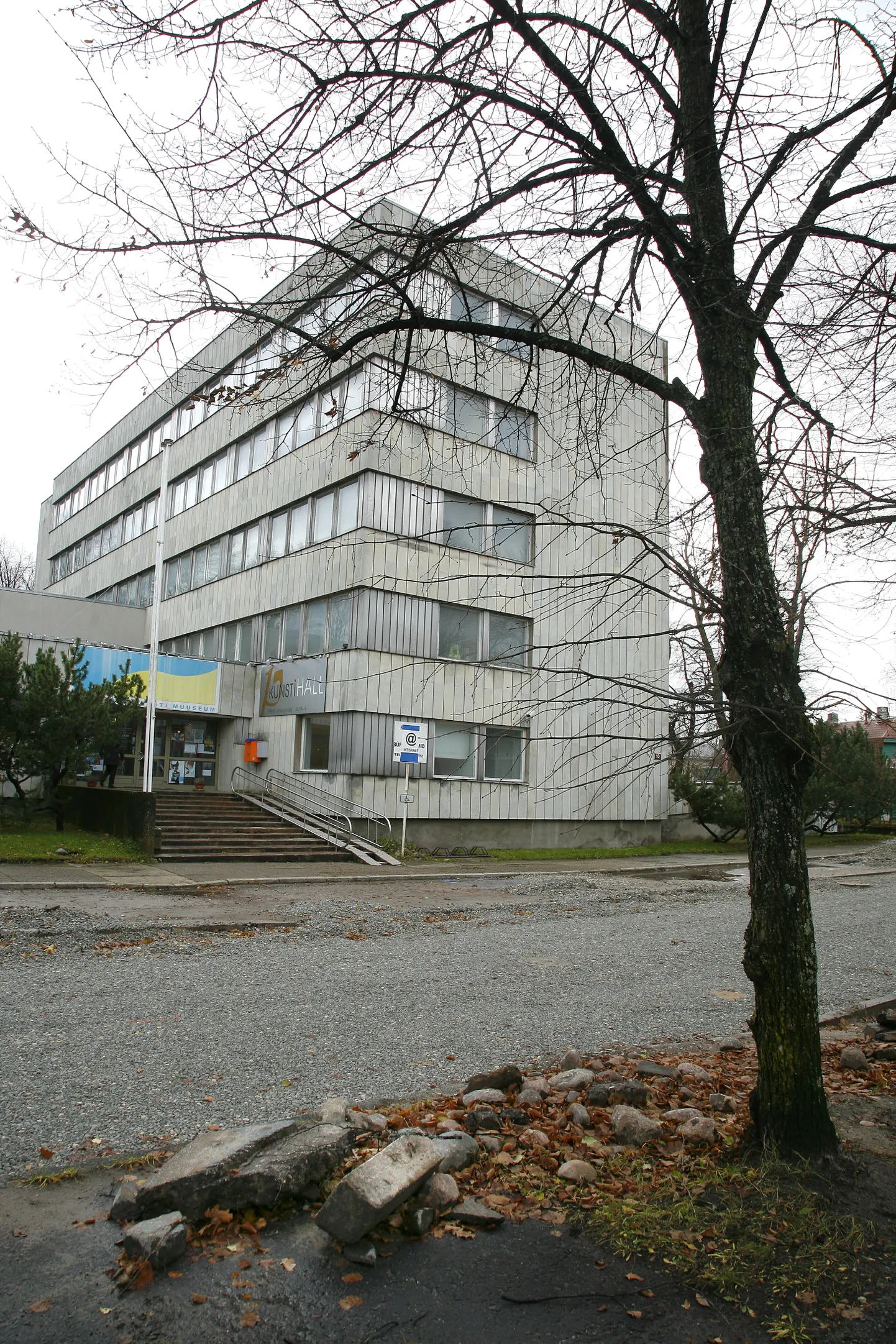 Uue kunsti muuseumile sobilike ruumide pakkumisel võib osaleda ka Esplanaadi 10 omanik.