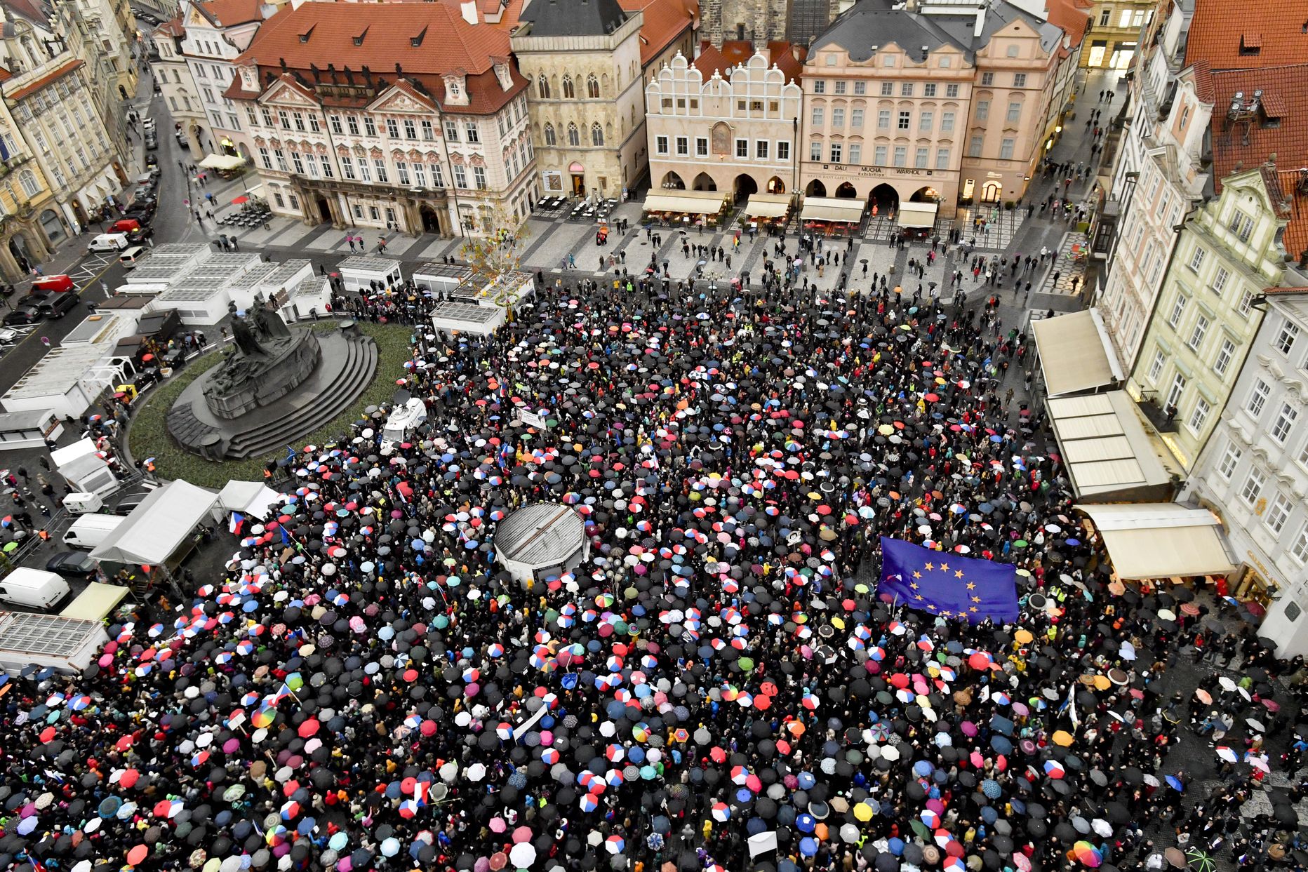 Демонстрация в Праге.