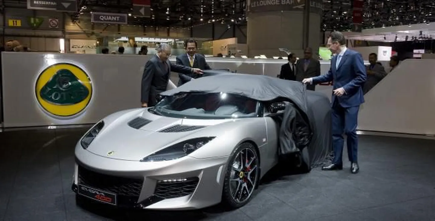 Lotus Evora 400 esmaesitlus Genfi autonäitusel.