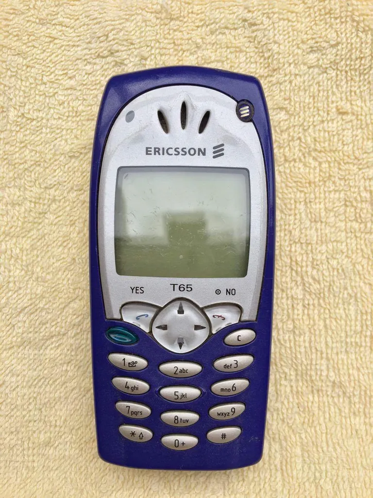 Ericsson T65