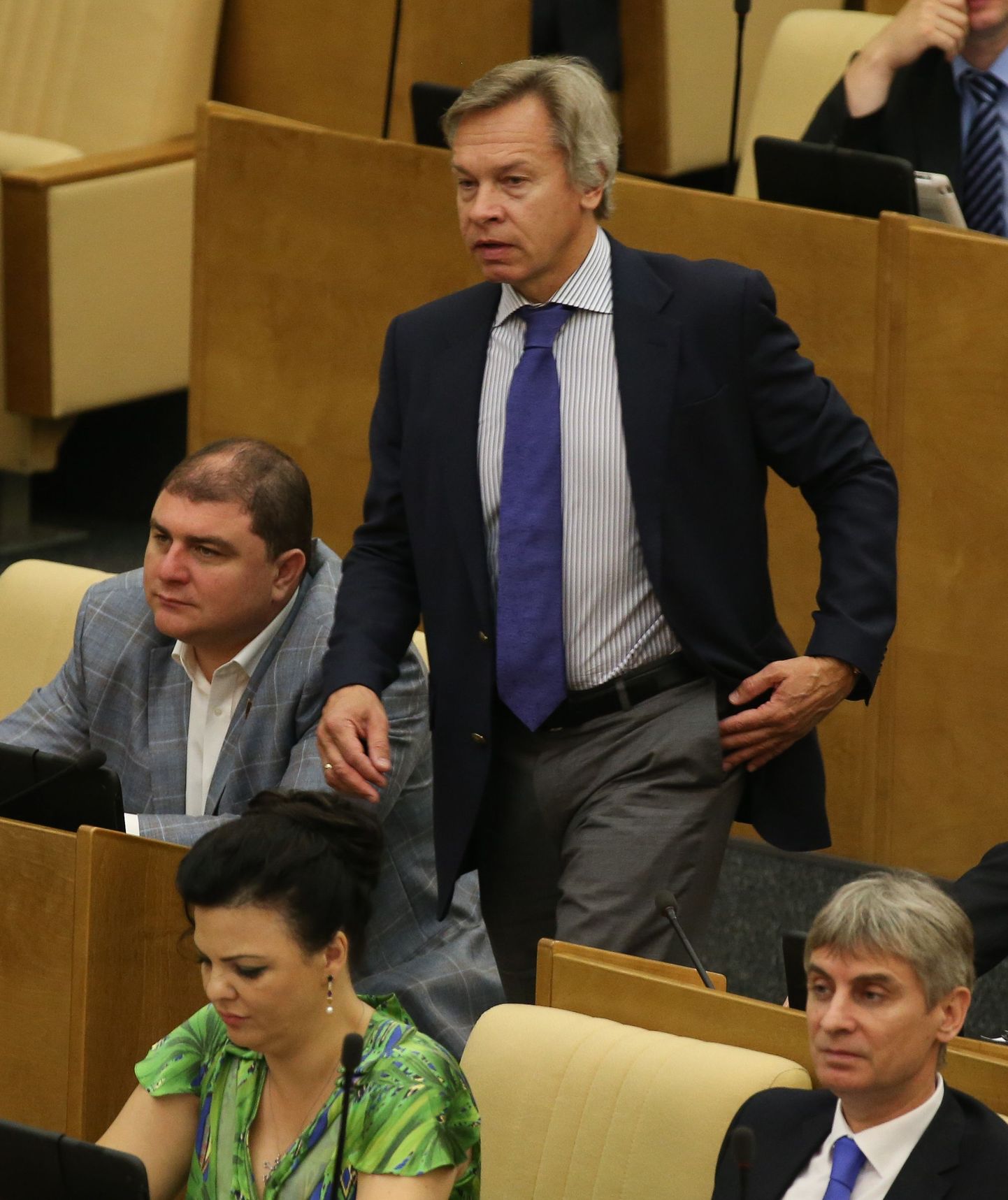 Riigiduuma väliskomisjoni esimees Aleksei Puškov (seisab püsti).