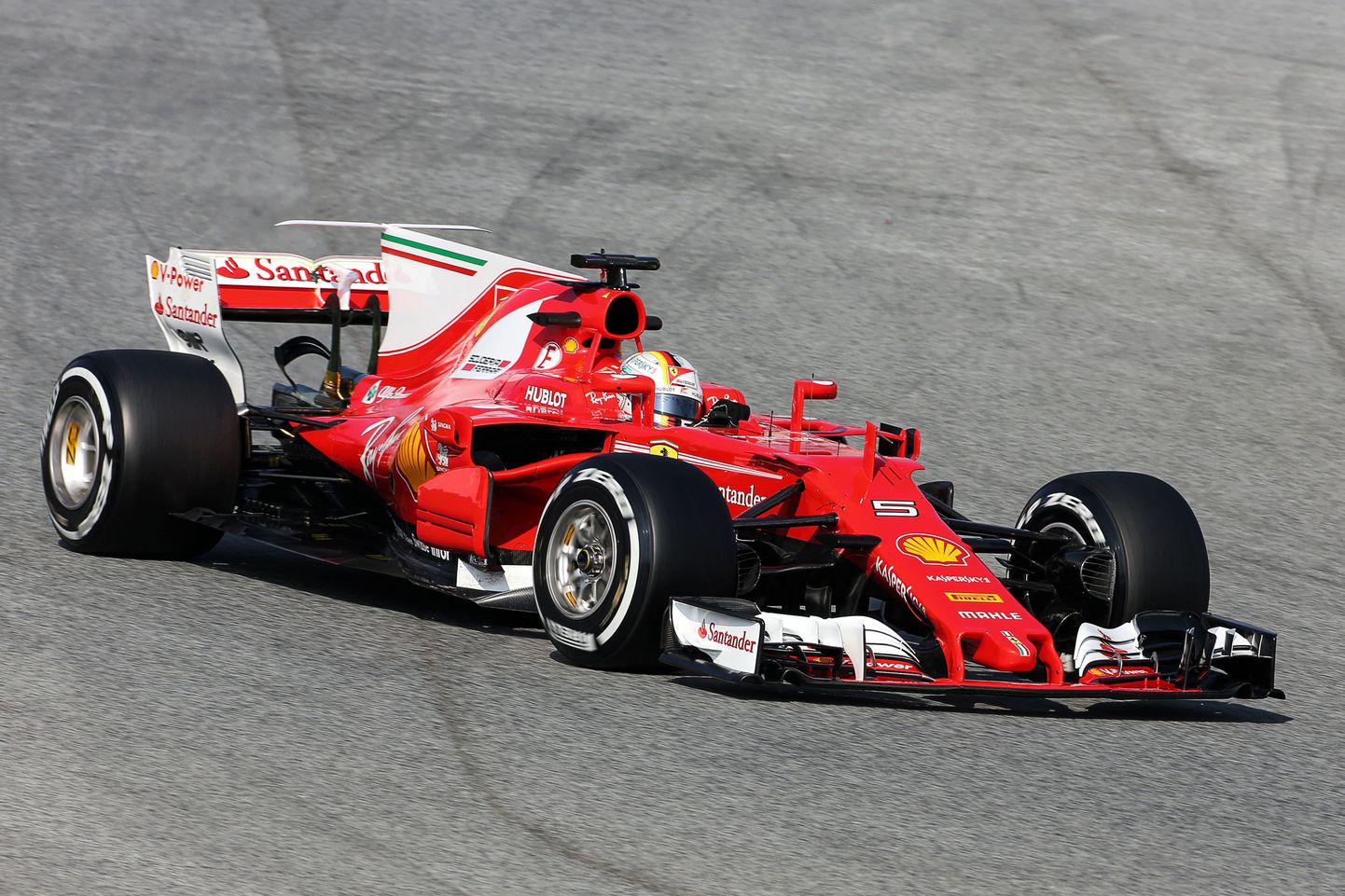 Sebastian Vettel Barcelona testisõidul.