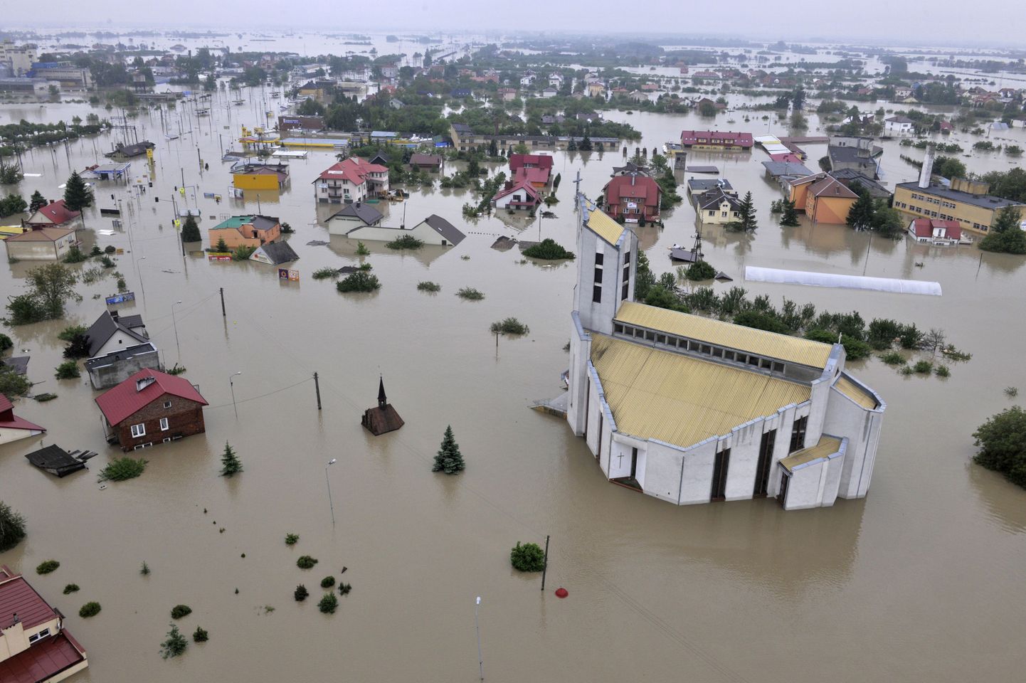Üleujutatud Sandomierz Poola lõunaosas.