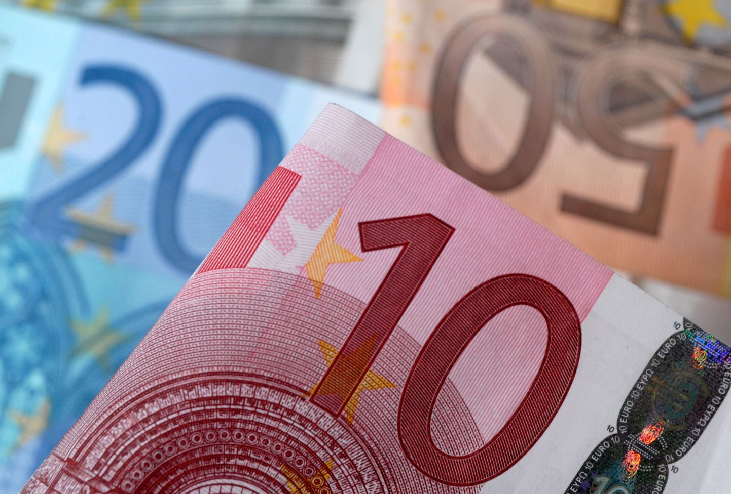 Krediidiasutuste varad kasvasid 35 miljardi euroni.