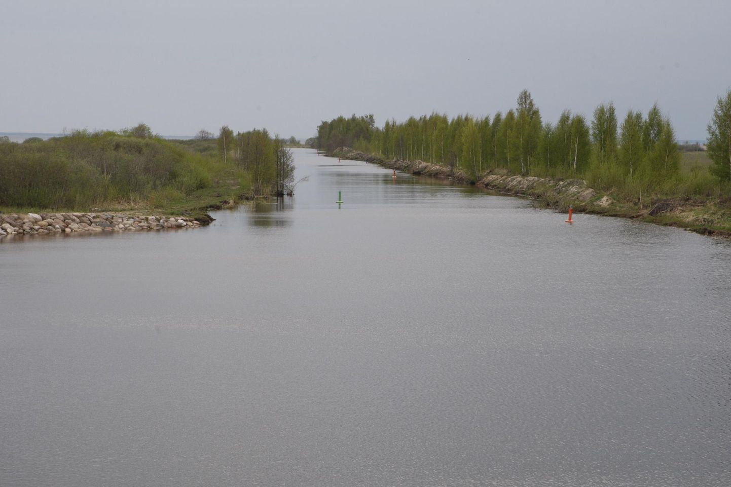 Vaade Piirissaare kanali lõunapoolsele osale 2011. aasta suvel.