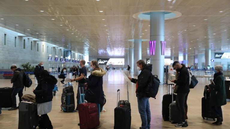 Аэропорт Тель-Авива с 9 января начнет принимать вакцинированных или переболевших туристов из 199 стран