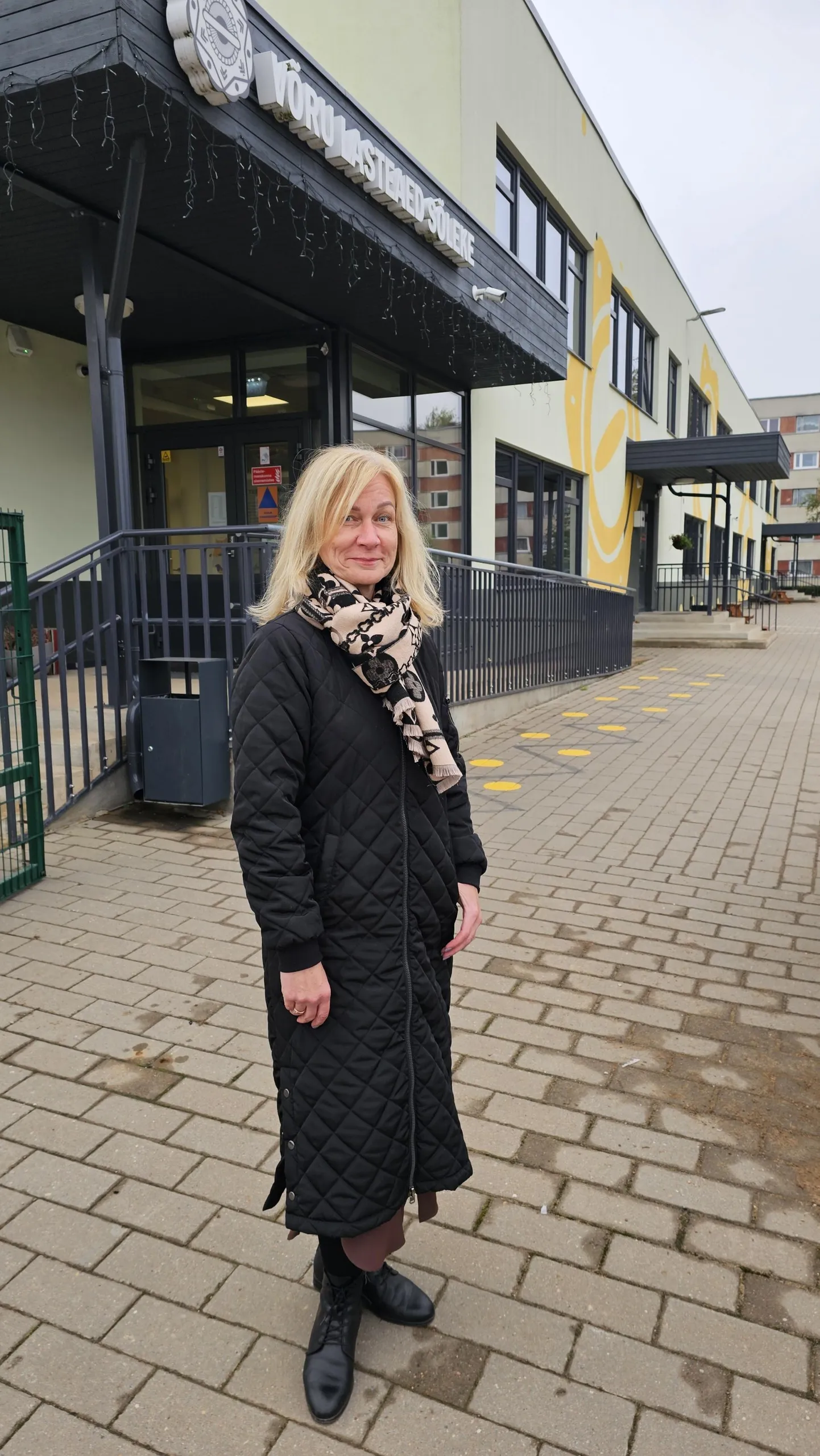 Nii Okasroosikese kui ka Sõlekese lasteaia direktori ametit pidava Tiia Musta sõnul saaksid eri majade mudilased pärast lasteaedade liitmist käia üksteise mänguväljakutel mängimas, etendusi vaatamas ja kontsertidel.