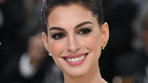 Anne Hathaway avaldas, miks ta oli 10 aastat ühest silmast pime