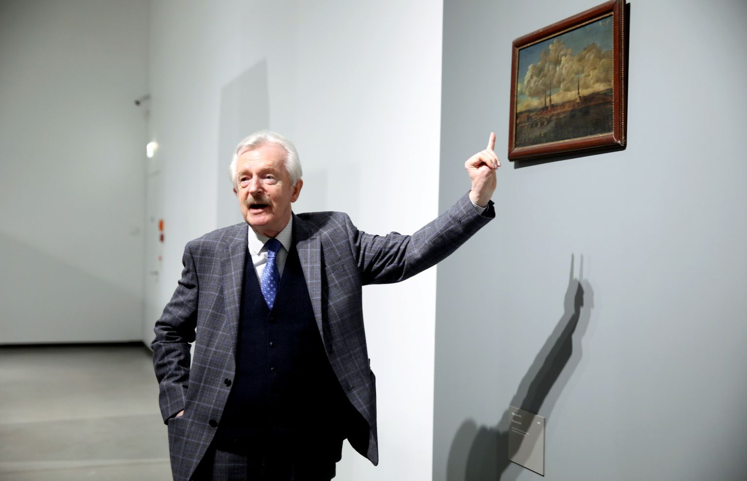Mākslinieks, mākslas vēsturnieks Imants Lancmanis piedalās izstādes "Imanta Lancmaņa māksla" atklāšanas pasākumā Latvijas Nacionālajā mākslas muzejā.