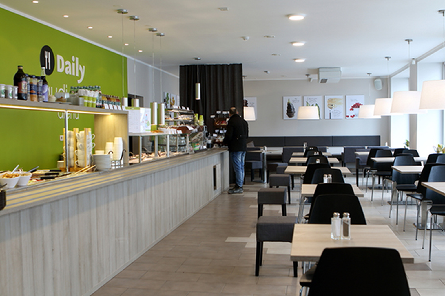 Baltic Restaurants Estonia kaubamärkide hulka kuuluvad Daily, Chat, TakeOff ja SubWay