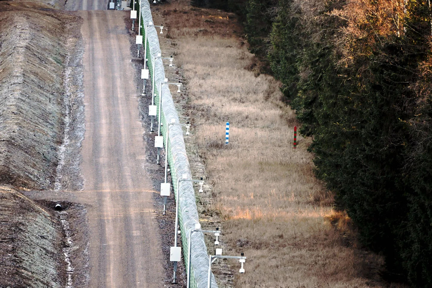 Piiritara katselõik Soome ja Venemaa vahel Imatra kandis.