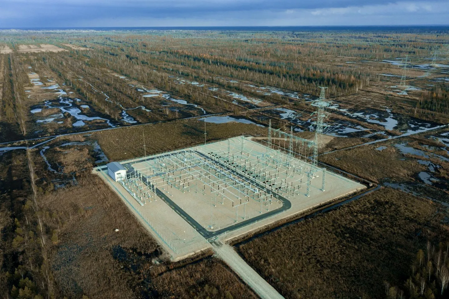 Elering on seisukohal, et Eesti Energia polnud Tootsi tuulepargi ehitamiseks võtnud 2016. aasta lõpu seisuga mingeid siduvaid kohustusi, mistõttu riigifirma projekt vanasse toetusskeemi ei mahu.