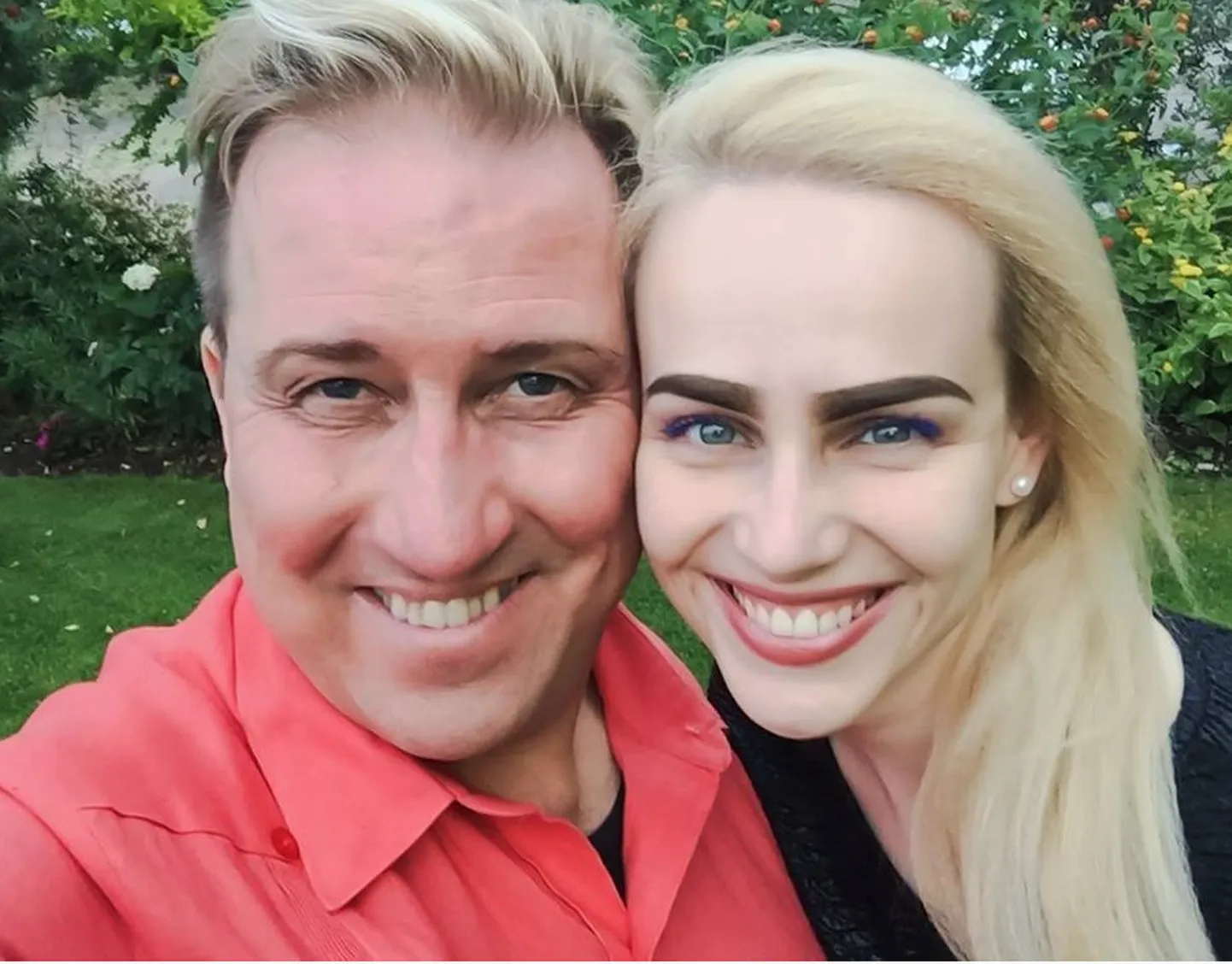 Kalev Mark Kostabi ja Greesi Desiree Langovits on paar nii elus kui laval.