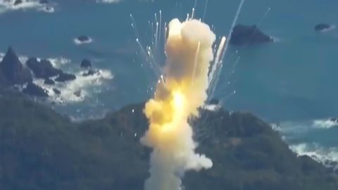 Jaapani eraettevõtte kosmoserakett plahvatas kohe peale starti