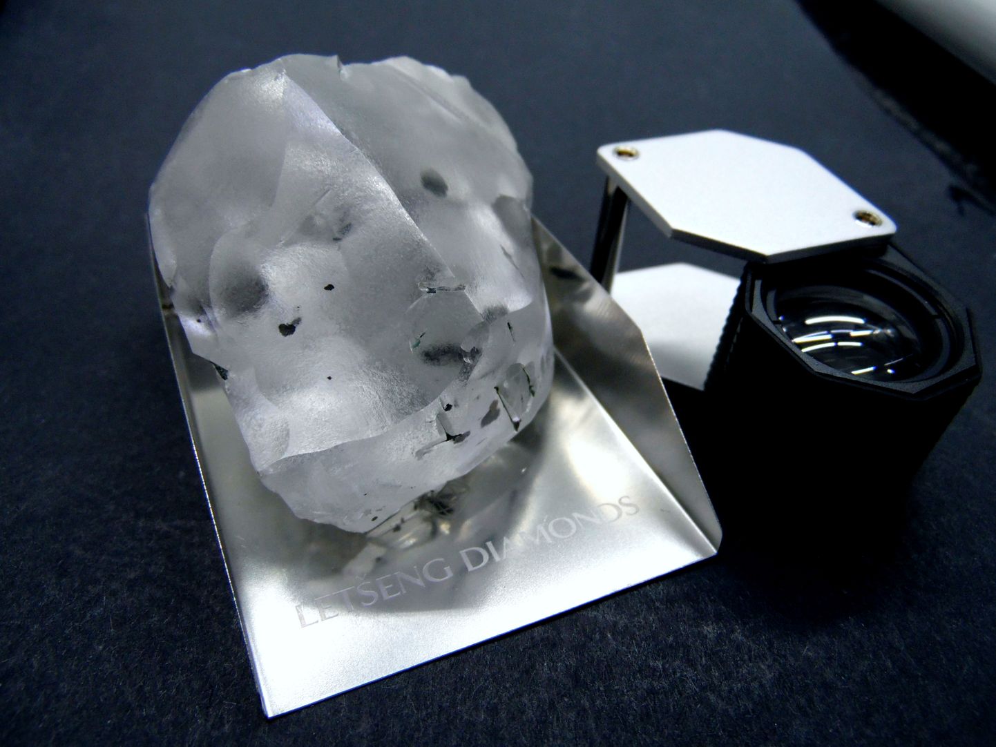 910 karaadine teemant, mis leiti selle aasta jaanuaris.
