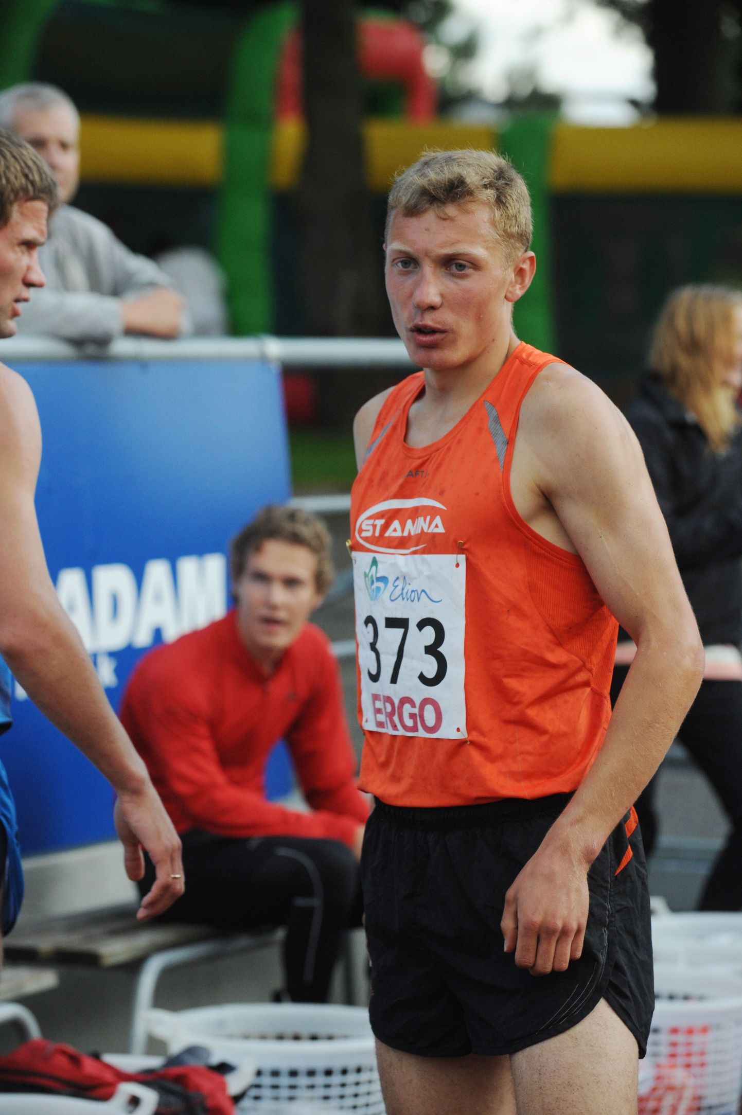 Bigbank Kuldliiga esimesel etapil võitis Stamina klubi värve kaitsev Pärnust pärit Roman Fosti miilijooksu.