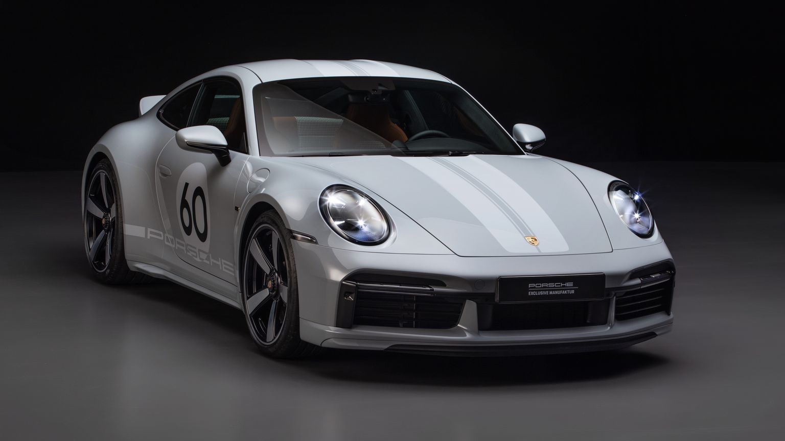 Ajaloost inspireeritud Porsche 911 Sport Classic on võimsaim manuaalkäigukastiga 911.