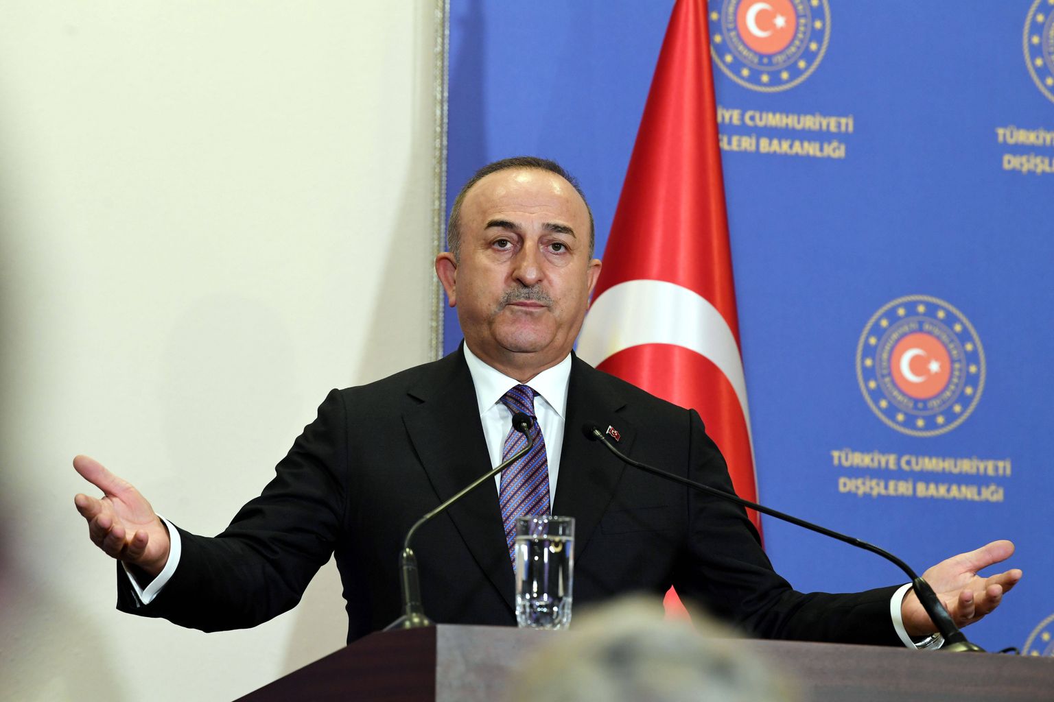 Turcijas ārlietu ministrs Mevlits Čavušoglu