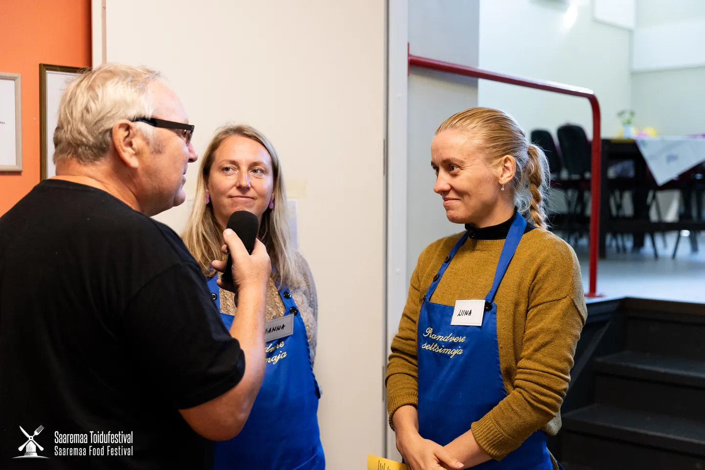 UUDISED SUUR-RANDVEREST Saatejuht Aare Laine intervjueerib Hanna Saart ja
Liina Jürissoni.