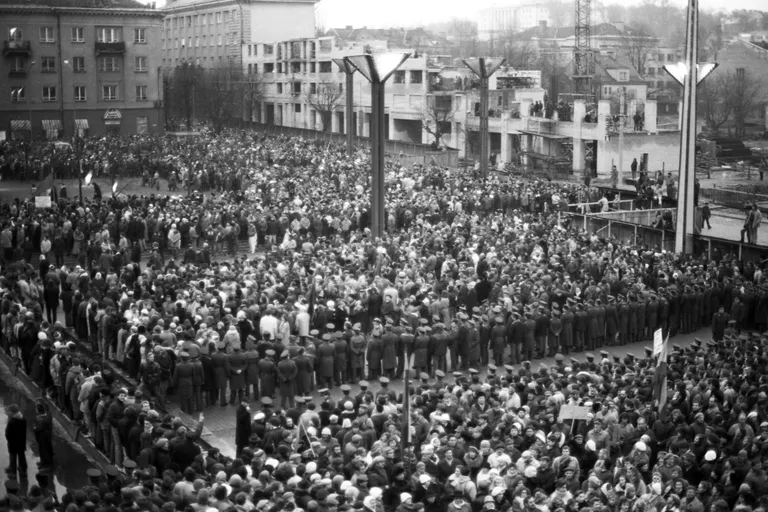 Massimeeleavaldus Leedus 1991. aasta alguses. Foto: Scanpix