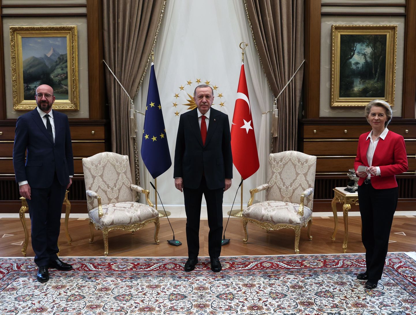Euroopa Liidu ja Türgi liidrite kohtumisel jäi Euroopa Komisjoni president Ursula von der Leyen toolita.