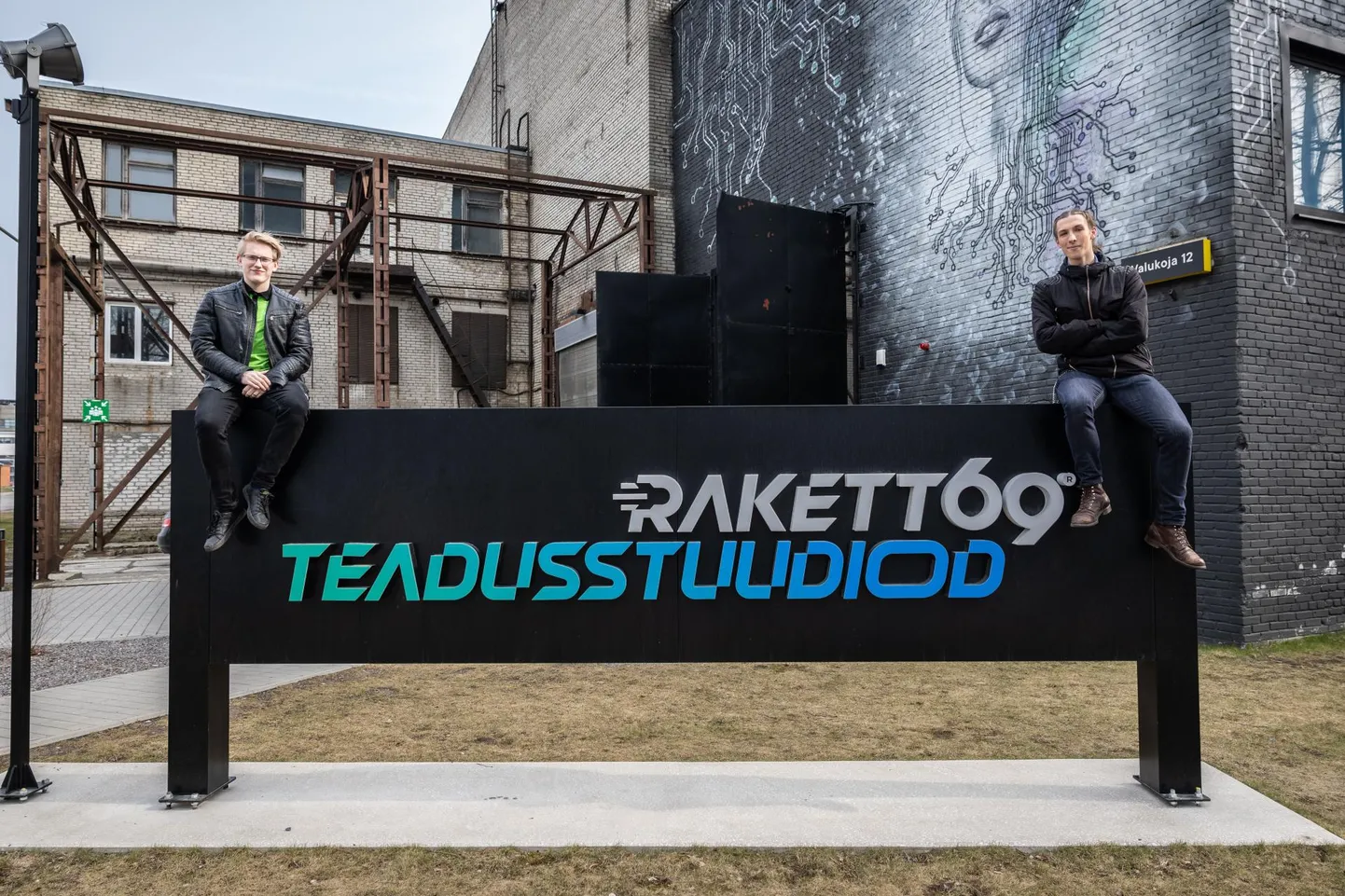 13.04.2023, Tallinn. Rakett69 finalistid Martin Veližanin ja Joosep Lukin. Foto loo juures illustreeriv