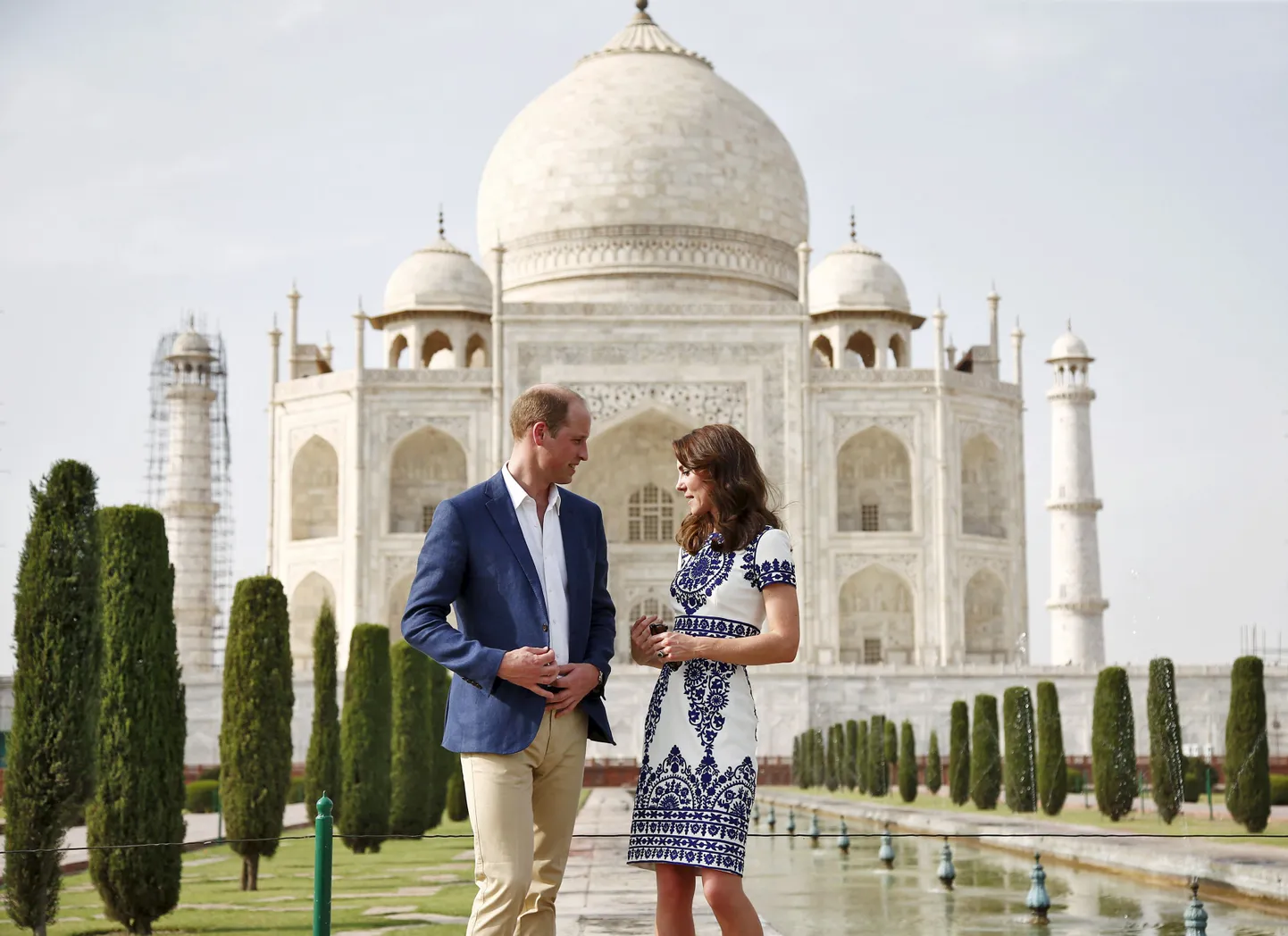 Prints William ja Cambridge'i hertsohinna Catherine külastavad Indiat