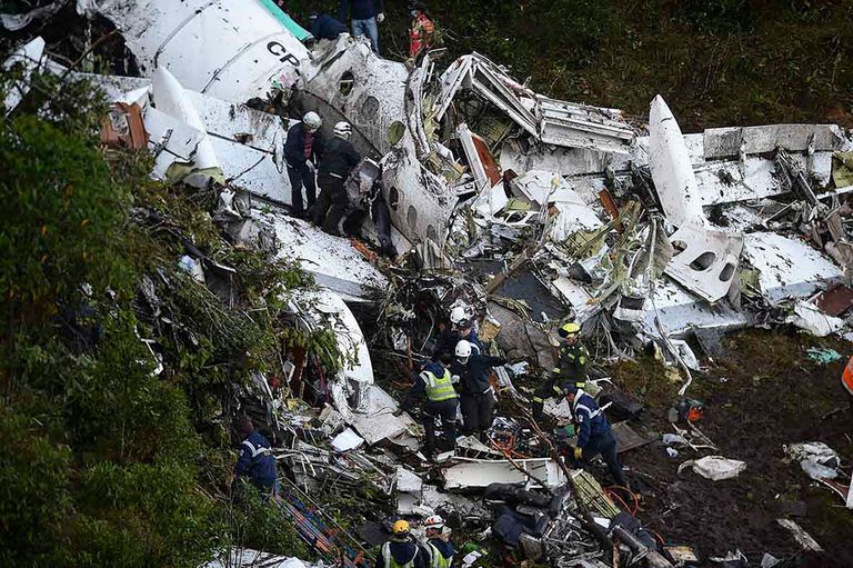 Colombias Medellini lähedal 28. novembril 2016 alla kukkunud lennuki rusud