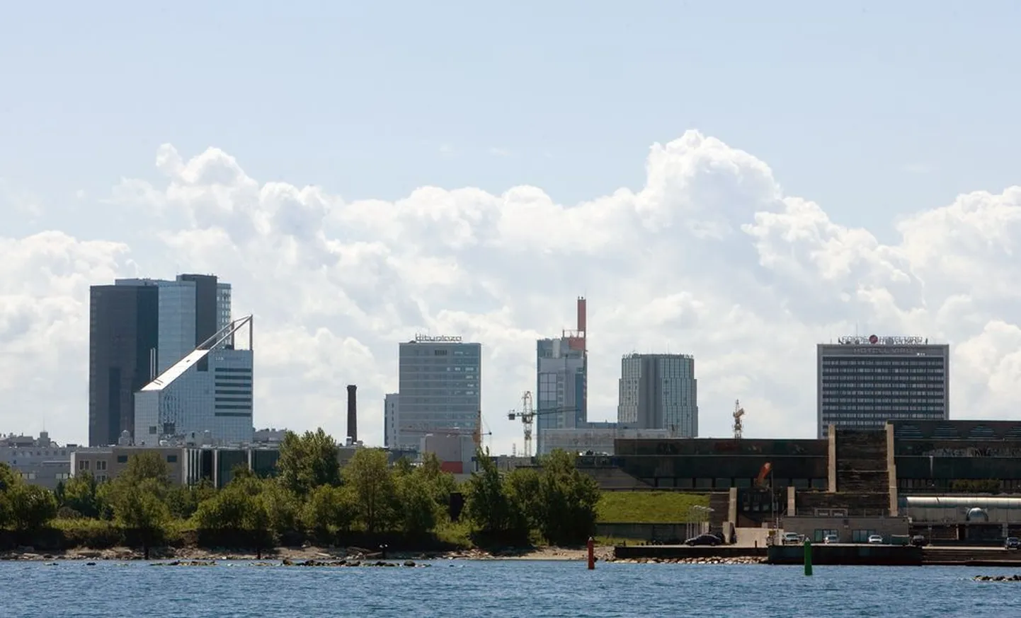 Pildil Tallinna kesklinn.