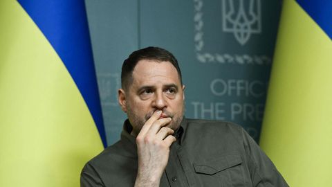Andrei Jermaki langus: tee Ukraina presidendi kõikvõimsast paremast käest vahistamiseni