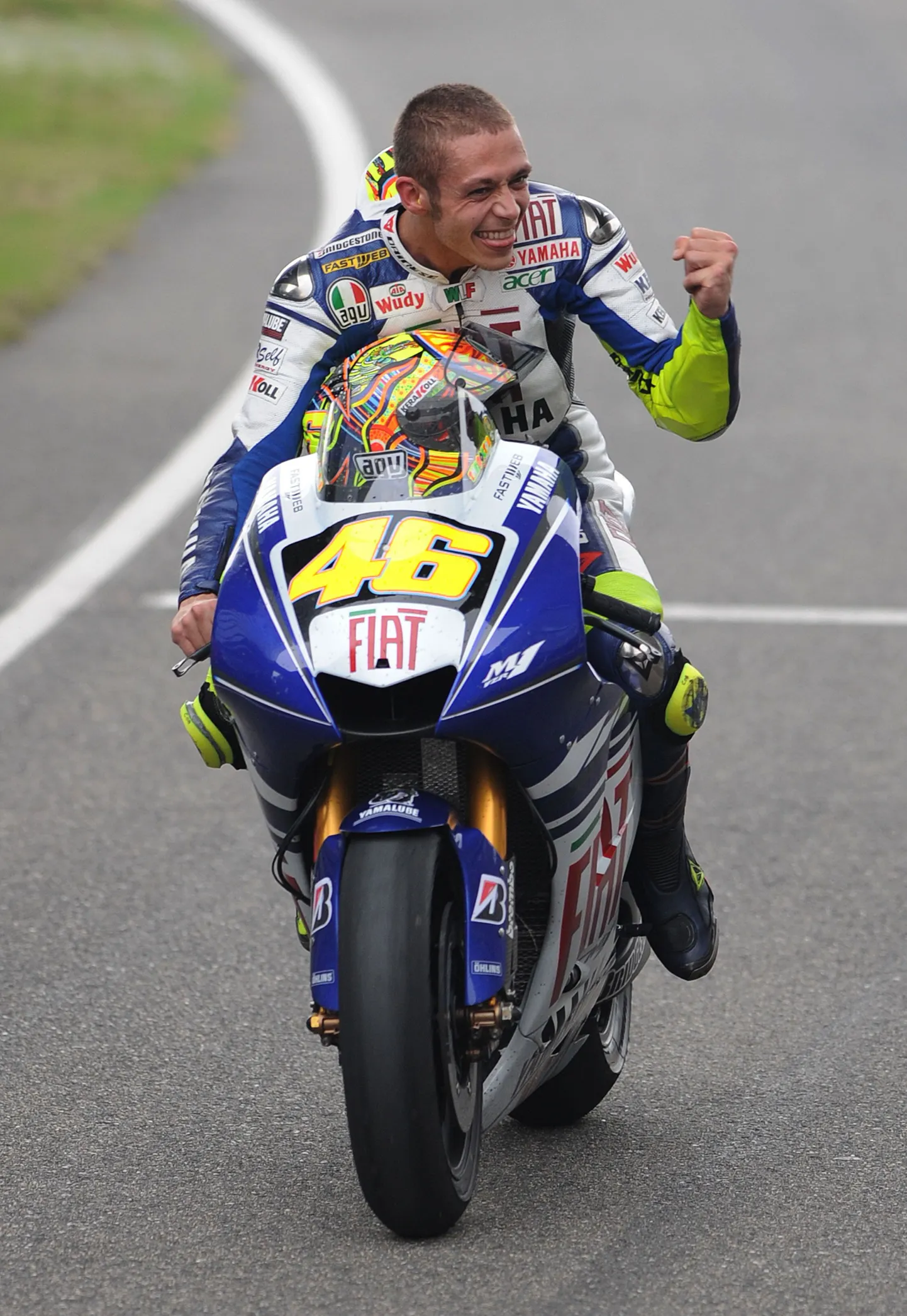 Valentino Rossi siirdub tagasi Yamahale.
