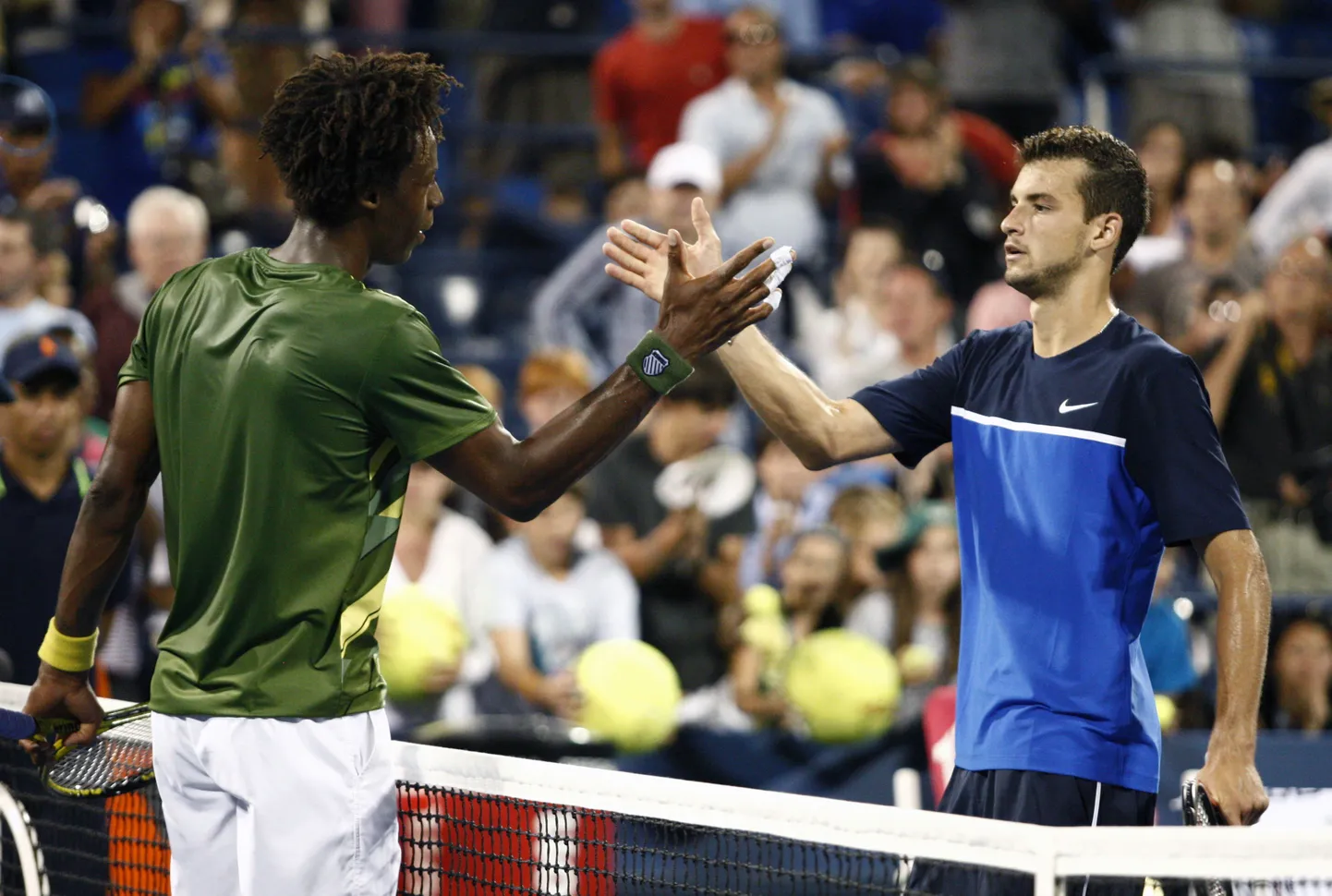 Gael Monfils (vasakul) alistas kindlalt Grigor Dimitrovi