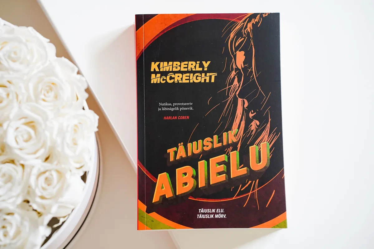 Kimberly McCreighti raamat «Täiuslik abielu».