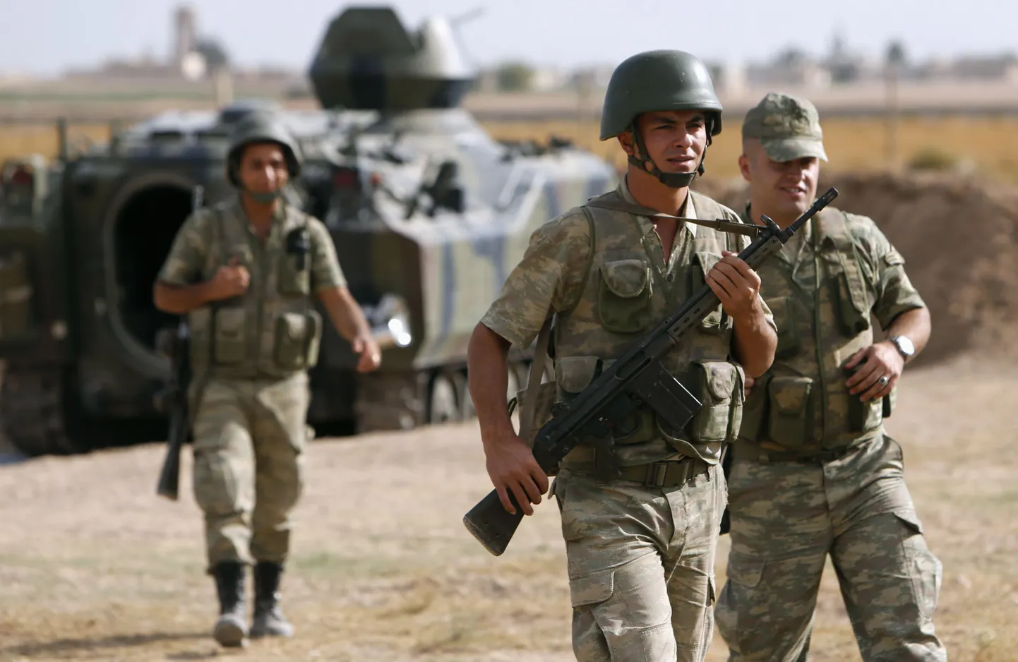 Türgi sõdurid Türgi-Süüria piiril.