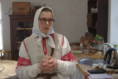 Obinitsa muuseumi perenaine Liis Kogerman.