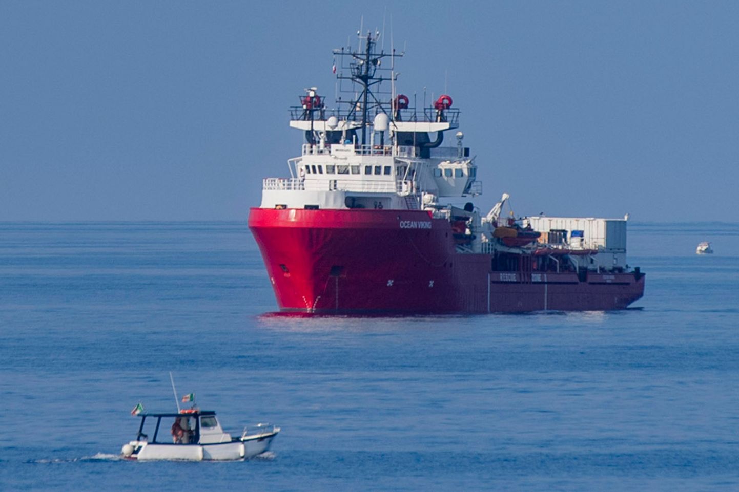 Ocean Viking Lampedusa saare lähistel 15. septembril.