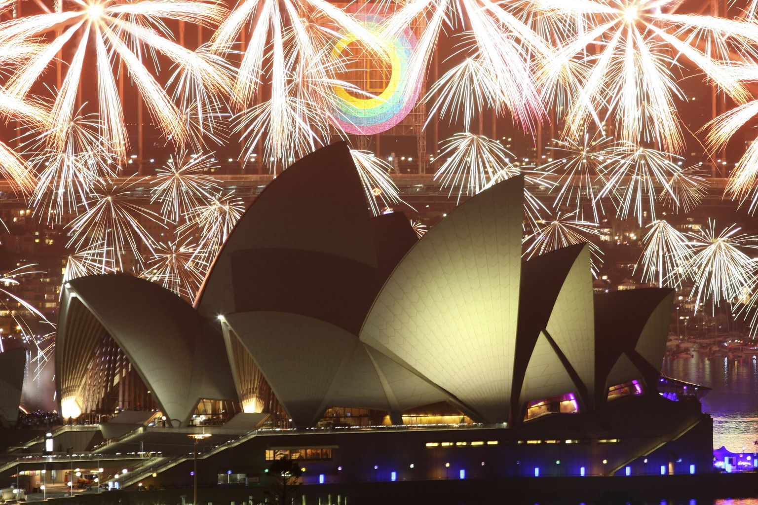 Ilutulestik Sydney ooperimaja kohal 1. jaanuaril 2012.