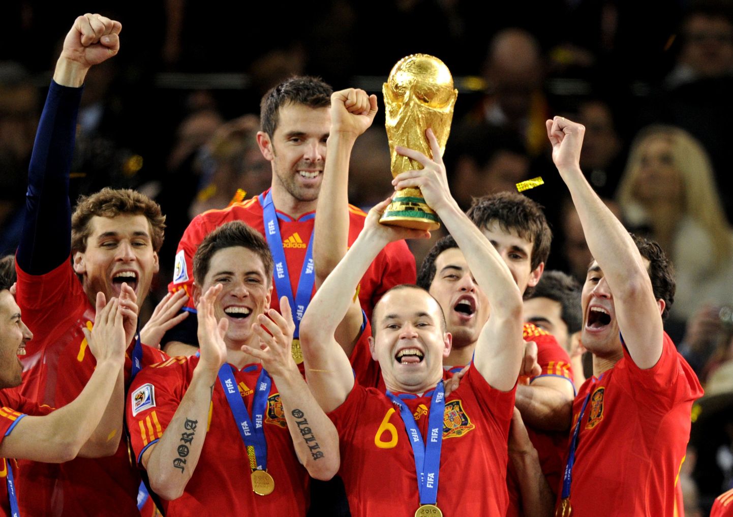 Сборная Испании, действующий чемпион.