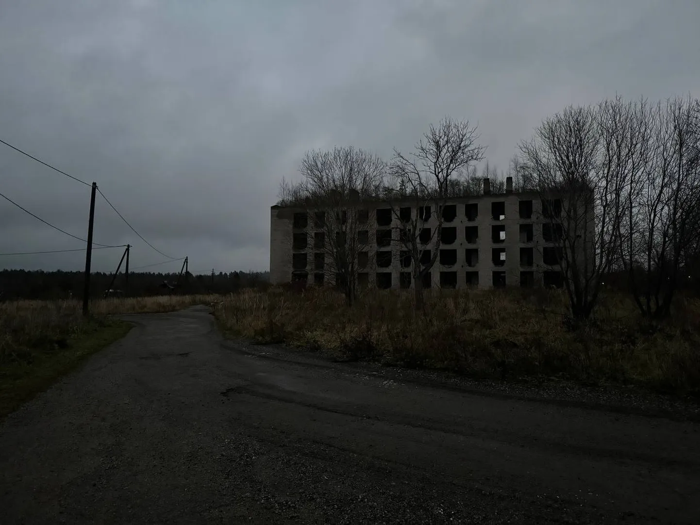 Заброшенный дом в Сомпа, который скоро отправится под снос.